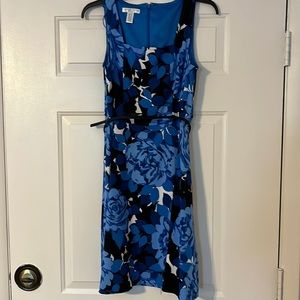 London Times Fit and Flare Gently Worn Women’s Square Neck-line Dress